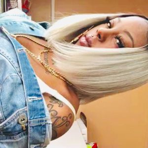 Meet your Posher, Cameonia